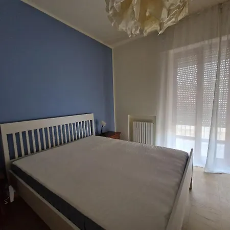 - Al Mare Apartment